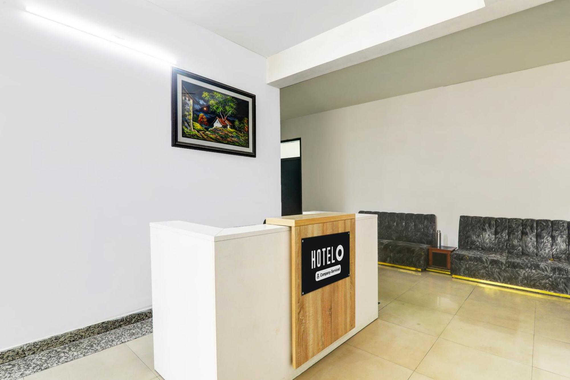 Super Hotel O Jankipuram Near Sahara State Formerly Basera Homes Hasanganj Extérieur photo